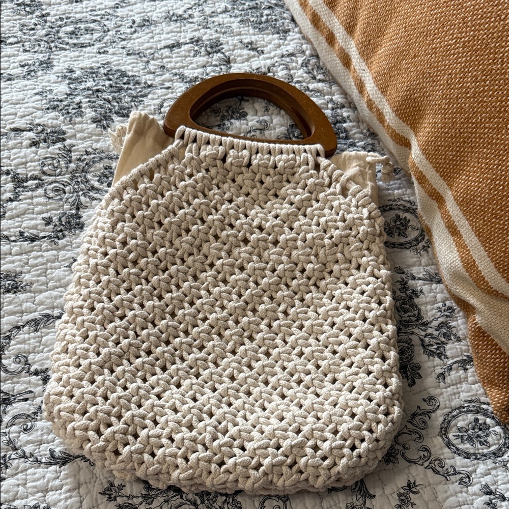 Straw Studios Beige Thick Knit Hand Tote with Wooden Handles and drawstrings